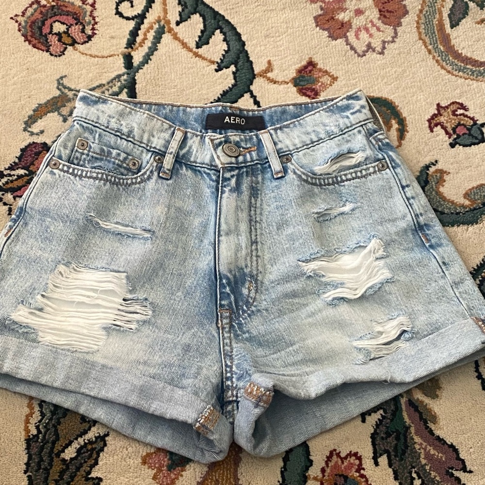 Cute Aeropostal jean shorts!